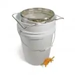 Stainless Honey Sieve And 6 Gallon Tank